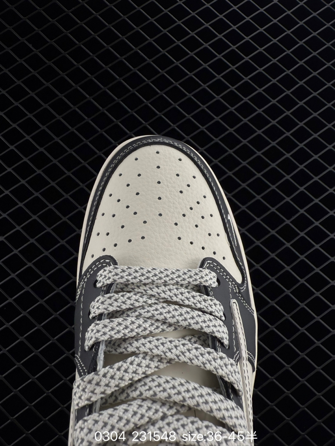 Travis Scott x Air Jordan 1 ” Reverse Mocha “